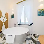 Palazzo Vitagliano 招待所 4*