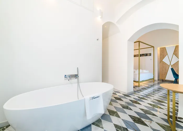 Guest house Palazzo Vitagliano 4*